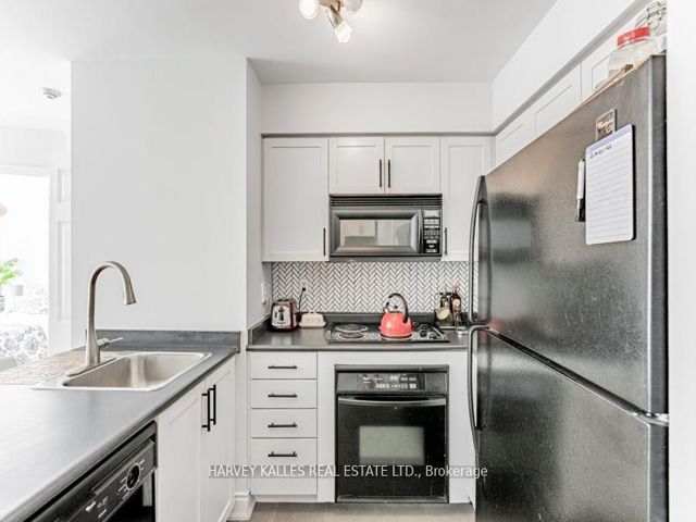 609 - 311 Richmond St E