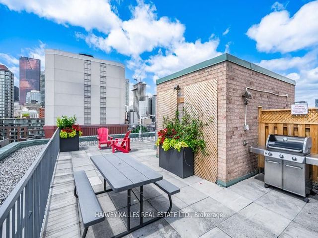 609 - 311 Richmond St E