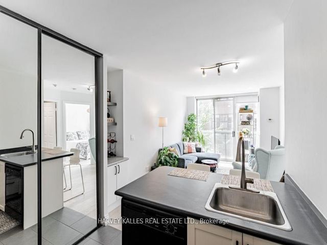 609 - 311 Richmond St E