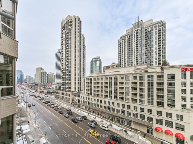 901 - 5418 Yonge St