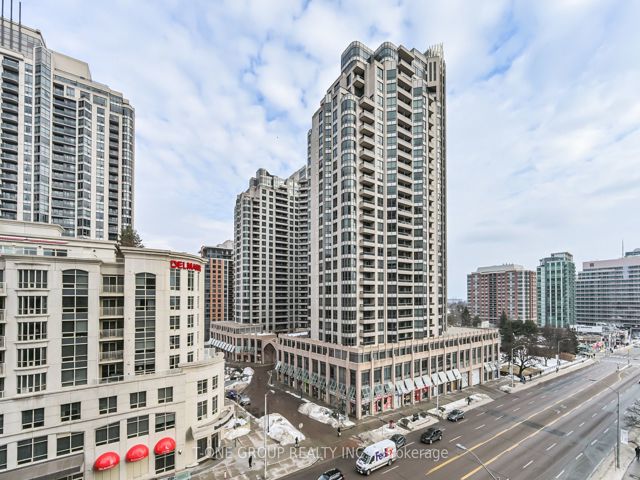 901 - 5418 Yonge St