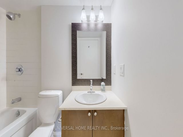 3105 - 2191 Yonge St