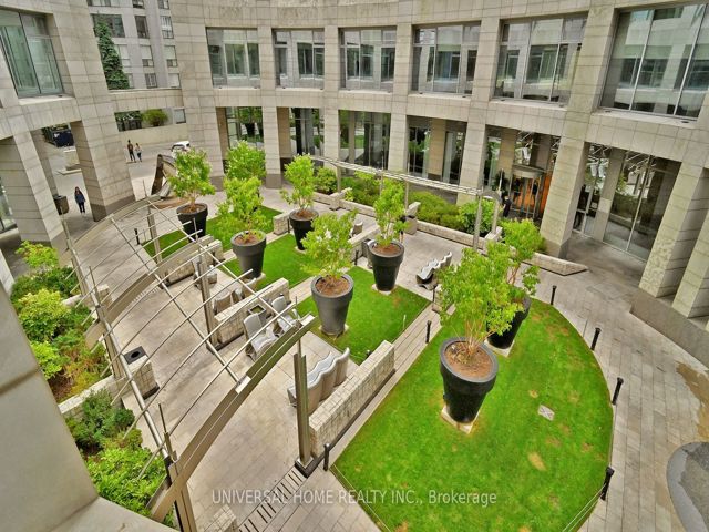 3105 - 2191 Yonge St