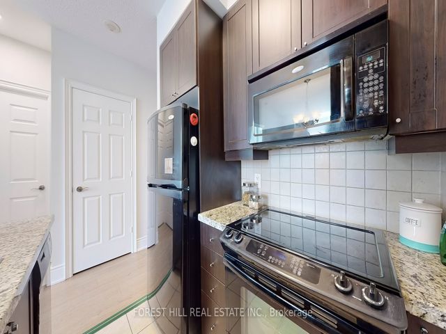 PH 24 - 25 Greenview Ave
