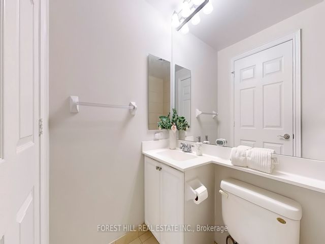 PH 24 - 25 Greenview Ave