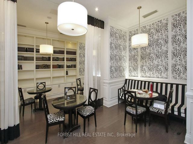 PH 24 - 25 Greenview Ave
