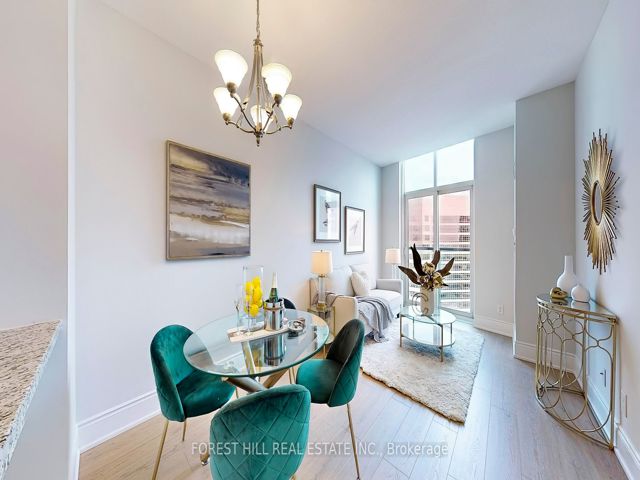PH 24 - 25 Greenview Ave