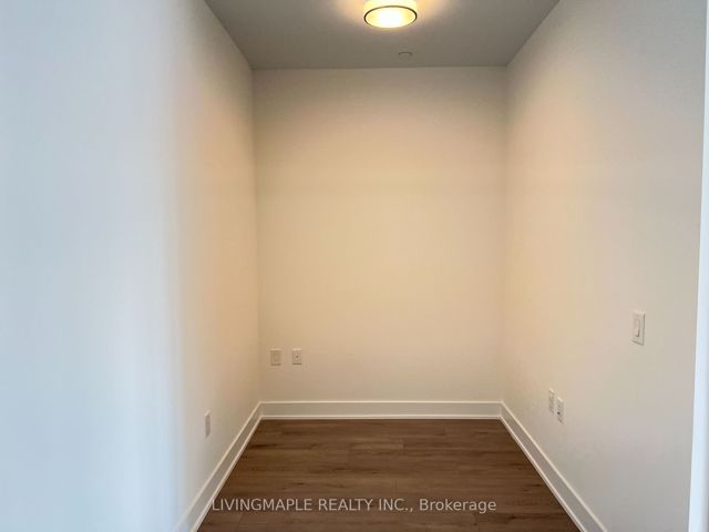2709 - 575 Bloor St E