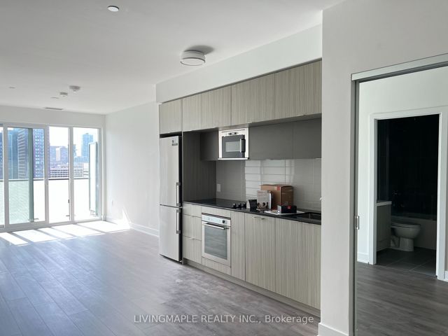 2709 - 575 Bloor St E