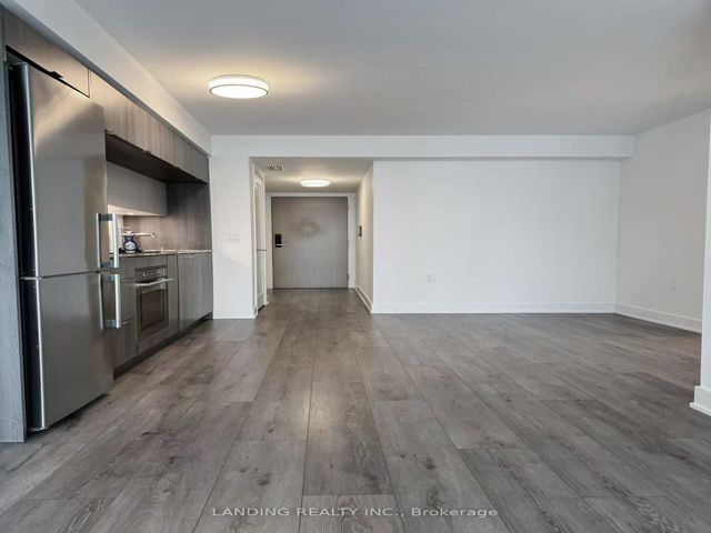 701 - 575 Bloor St E