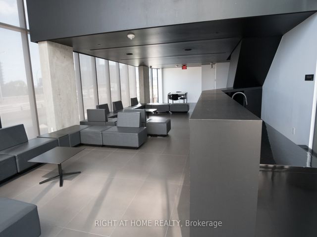 342 - 47 Lower River St
