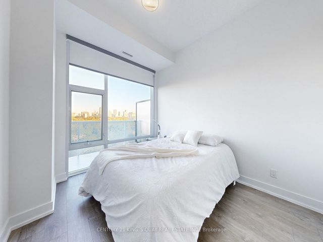 1538 - 25 Adra Grado Way