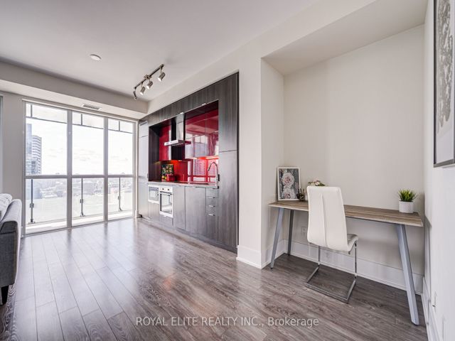 3403 - 300 Front St W