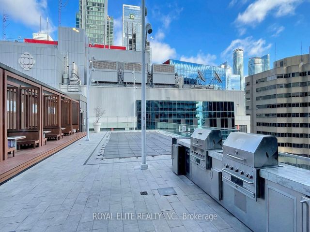 3403 - 300 Front St W