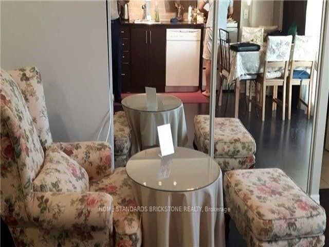 130 - 2035 Sheppard Ave E