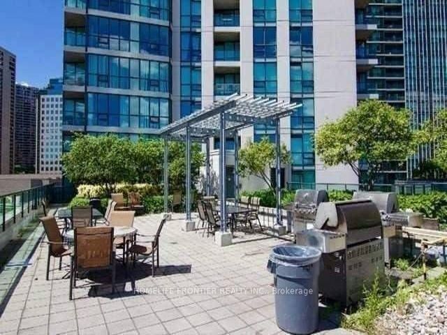 408 - 18 Harbour St