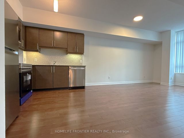 408 - 18 Harbour St