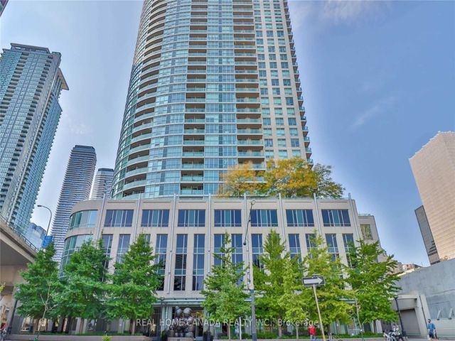 814 - 18 Yonge St