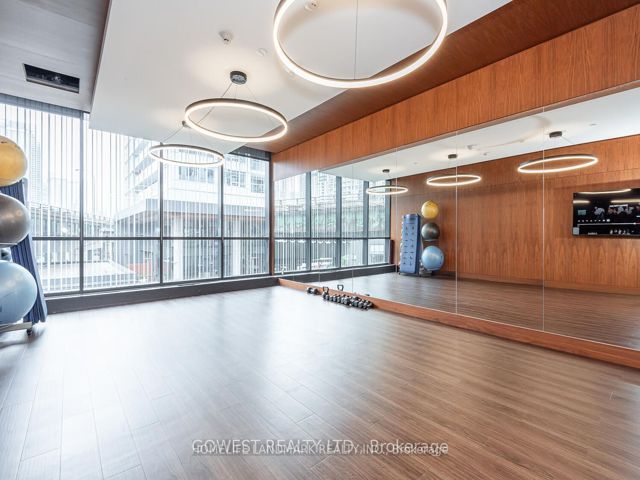 3209 - 19 Bathurst St