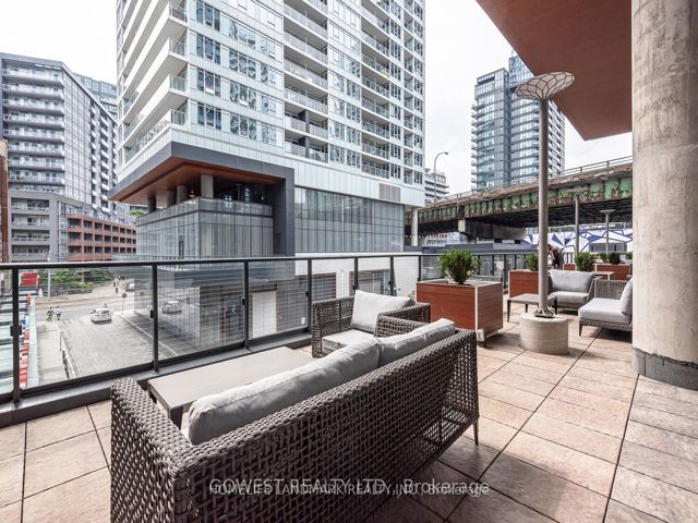 3209 - 19 Bathurst St