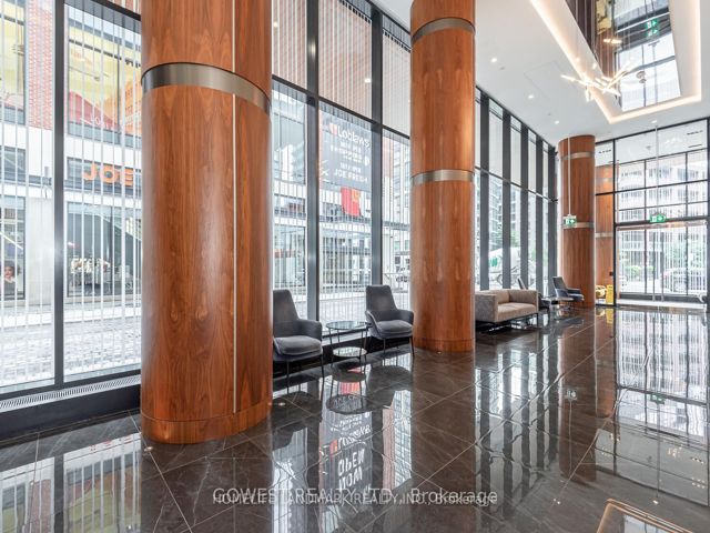 3209 - 19 Bathurst St