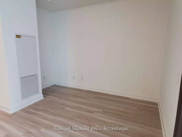 3209 - 19 Bathurst St