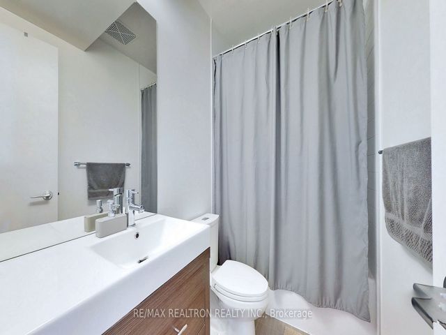 601 - 70 Forest Manor Rd