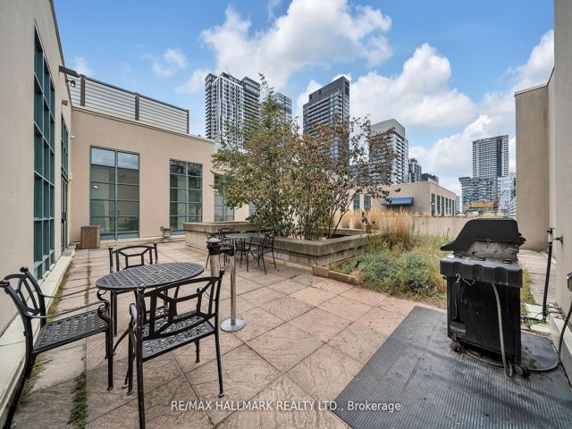 523 - 155 Dalhousie St