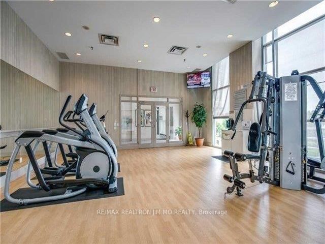 1108 - 8 Hillcrest Ave