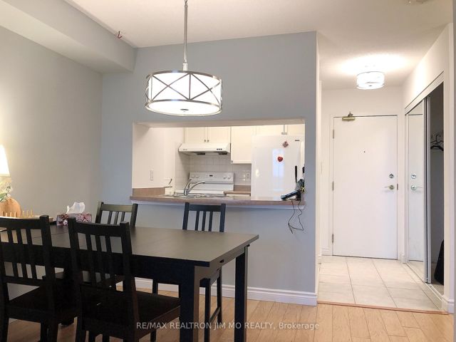 1108 - 8 Hillcrest Ave