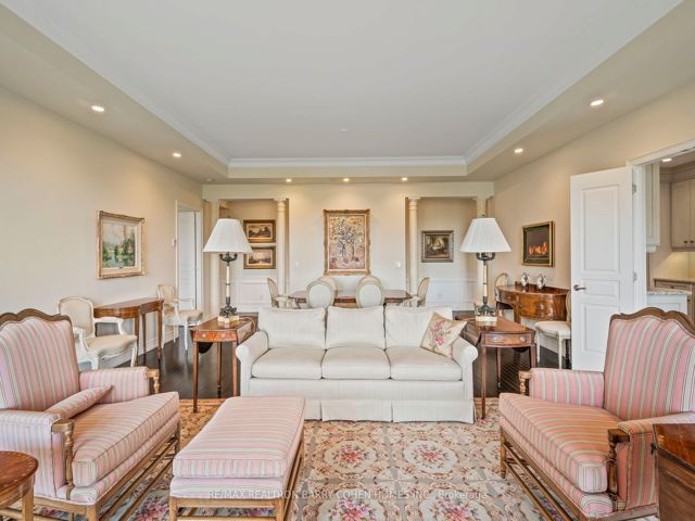 407 - 21 Burkebrook Pl