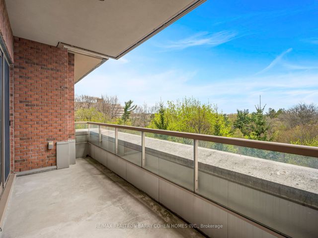407 - 21 Burkebrook Pl