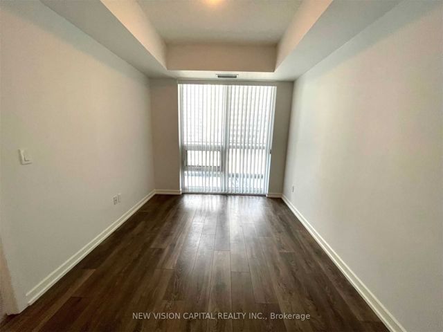 706 - 50 Forest Manor Rd