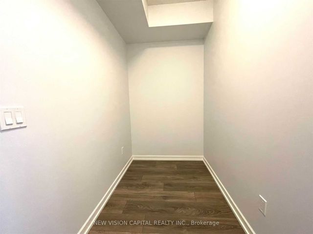 706 - 50 Forest Manor Rd