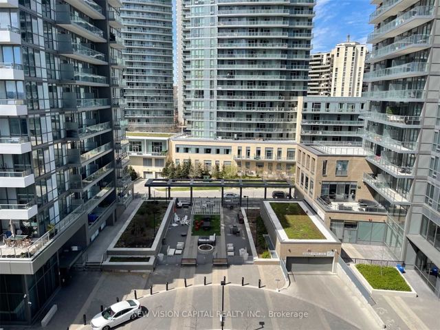 706 - 50 Forest Manor Rd