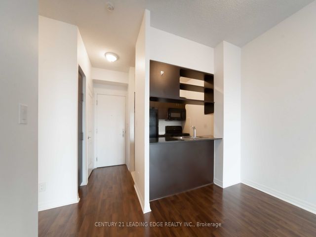 1802 - 30 Herons Hill Way