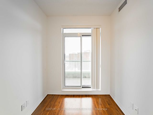 1802 - 30 Herons Hill Way