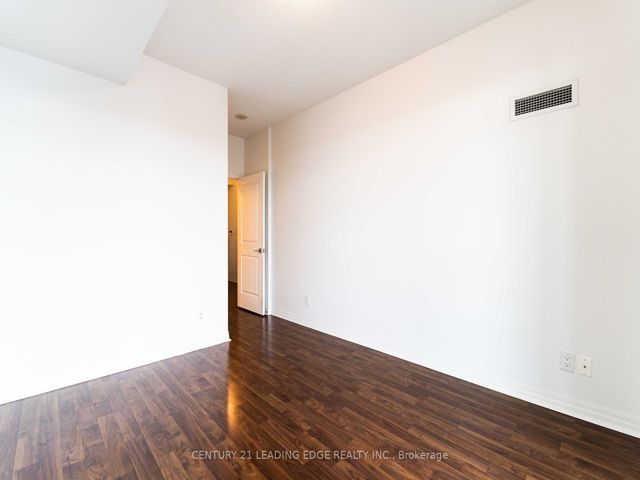 1802 - 30 Herons Hill Way
