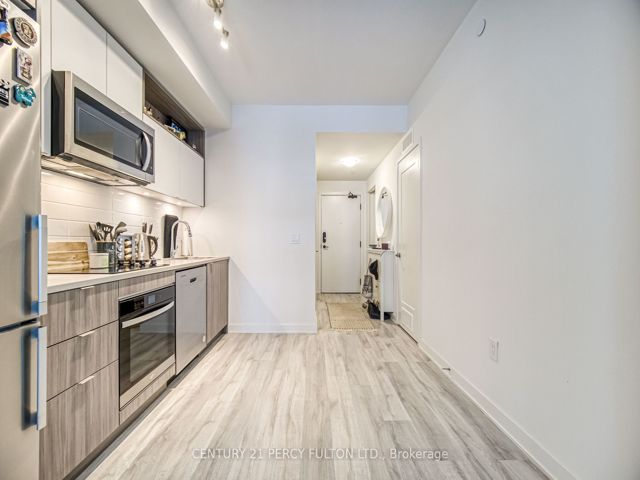 1244 - 135 Lower Sherbourne St