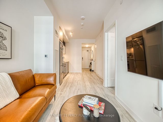 1244 - 135 Lower Sherbourne St