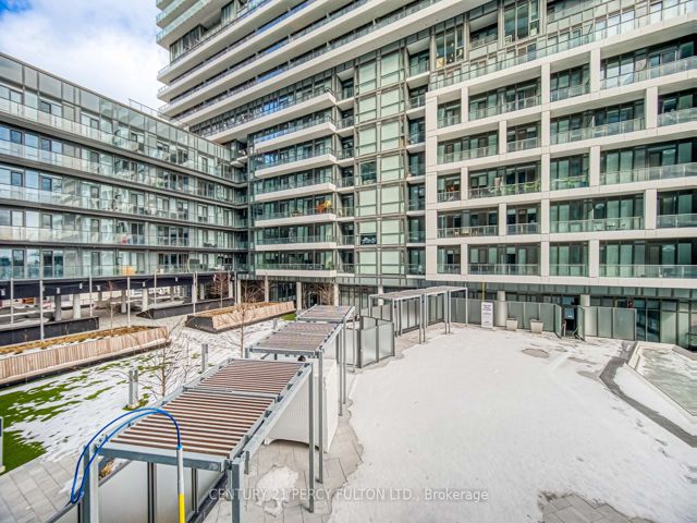 1244 - 135 Lower Sherbourne St