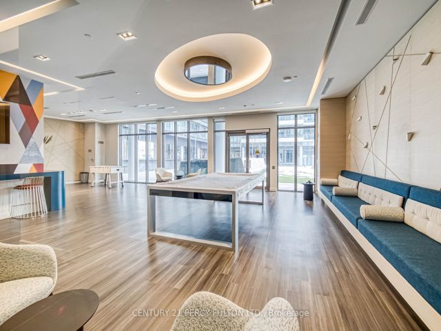 1244 - 135 Lower Sherbourne St