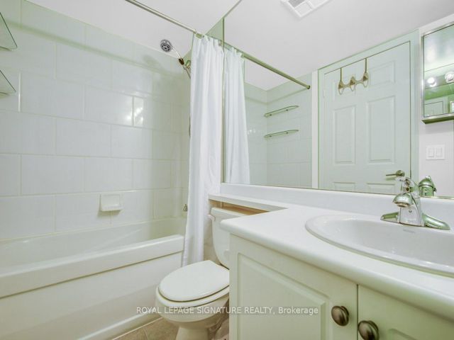 511 - 481 Rosewell Ave