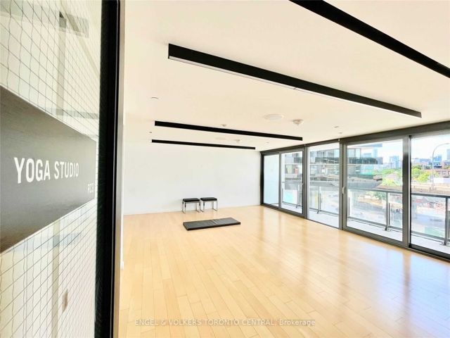 1004 - 170 Bayview Ave