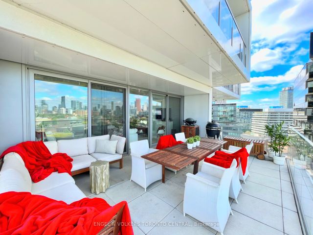 1004 - 170 Bayview Ave