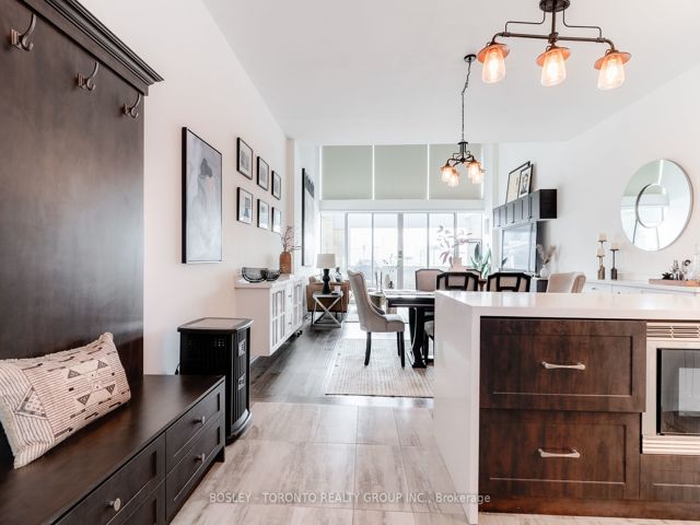 420 - 160 Baldwin St