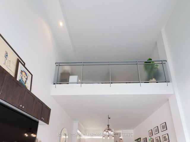 420 - 160 Baldwin St