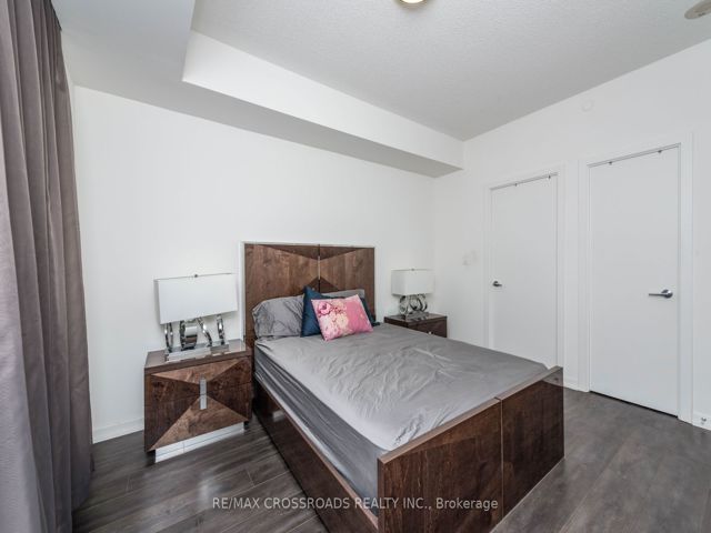 2302 - 62 Forest Manor Rd