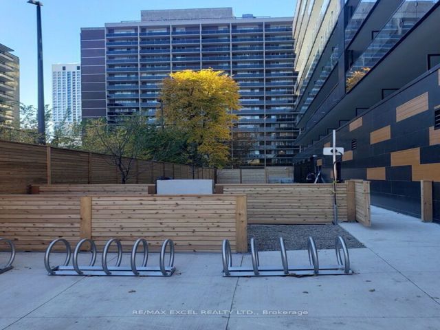 3512S - 127 Broadway Ave
