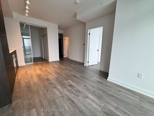 3512S - 127 Broadway Ave